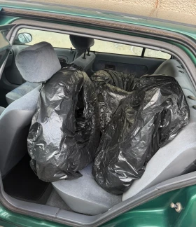 Renault Clio 1.4i ТОП! - 950 € / 1858.04 лв. - 78021936 17 | Car24.bg Renault Clio 1.4i ТОП! - 950 € / 1858.04 лв. - 78021936 17