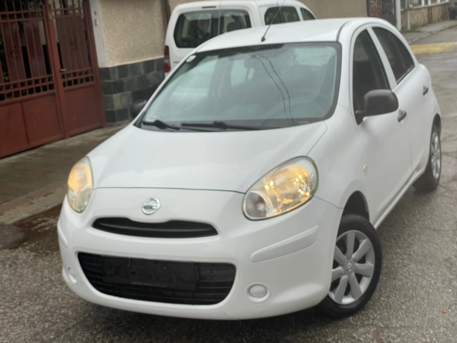 Nissan Micra 1.2i* klima* 80kc*  - изображение 2 | Auto.bg Nissan Micra 1.2i* klima* 80kc*  - изображение 2