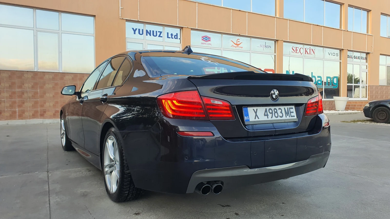 BMW 525 M-пакет X-drive 4x4 - изображение 9 | Auto.bg BMW 525 M-пакет X-drive 4x4 - изображение 9