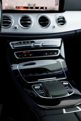 Mercedes-Benz E 220 Силър Стар Реални 55 хил. км Пълна история Лизинг - 32000 € - 91601940 12 | Car24.bg Mercedes-Benz E 220 Силър Стар Реални 55 хил. км Пълна история Лизинг - 32000 € - 91601940 12