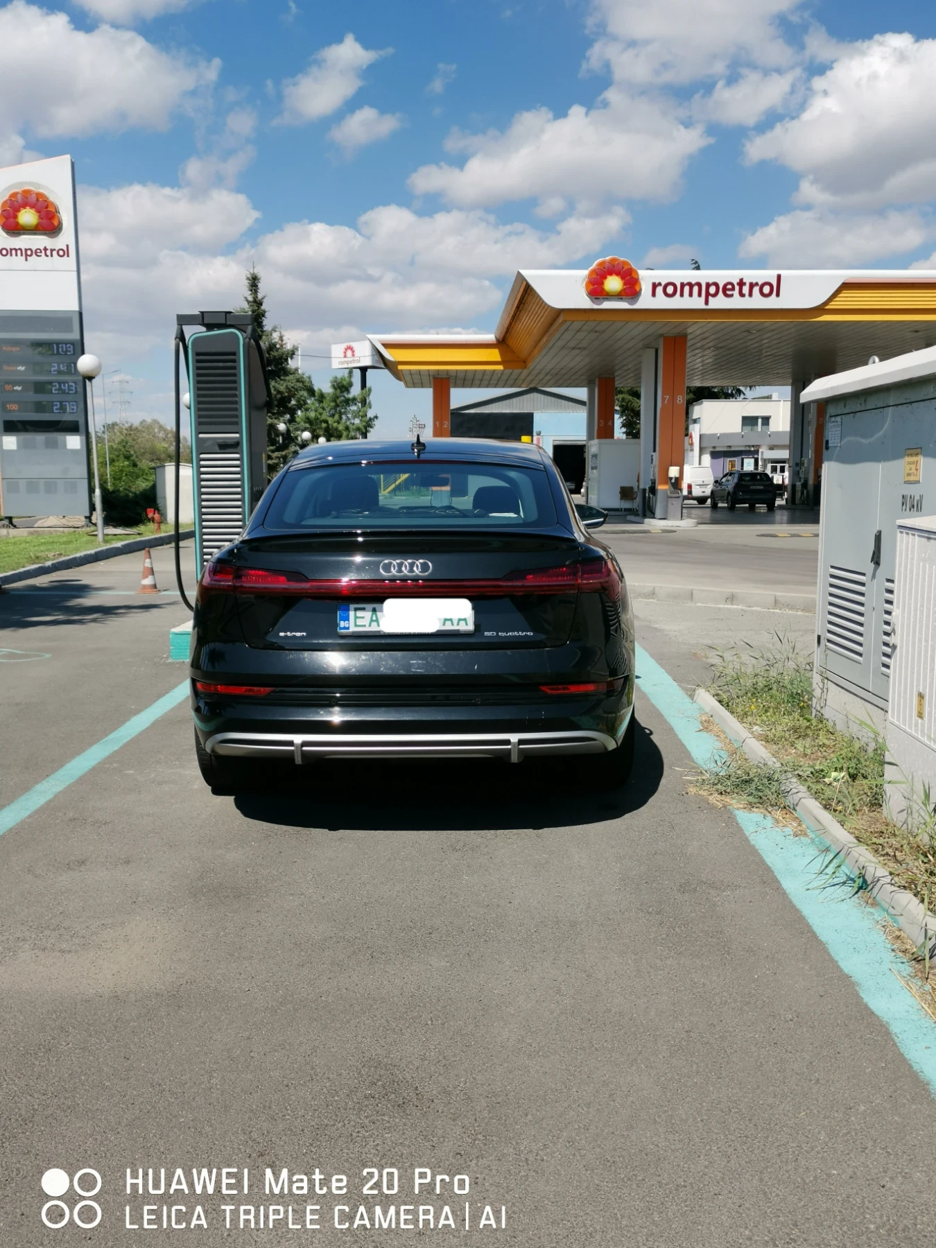 Audi E-Tron  - изображение 4 | Auto.bg Audi E-Tron  - изображение 4