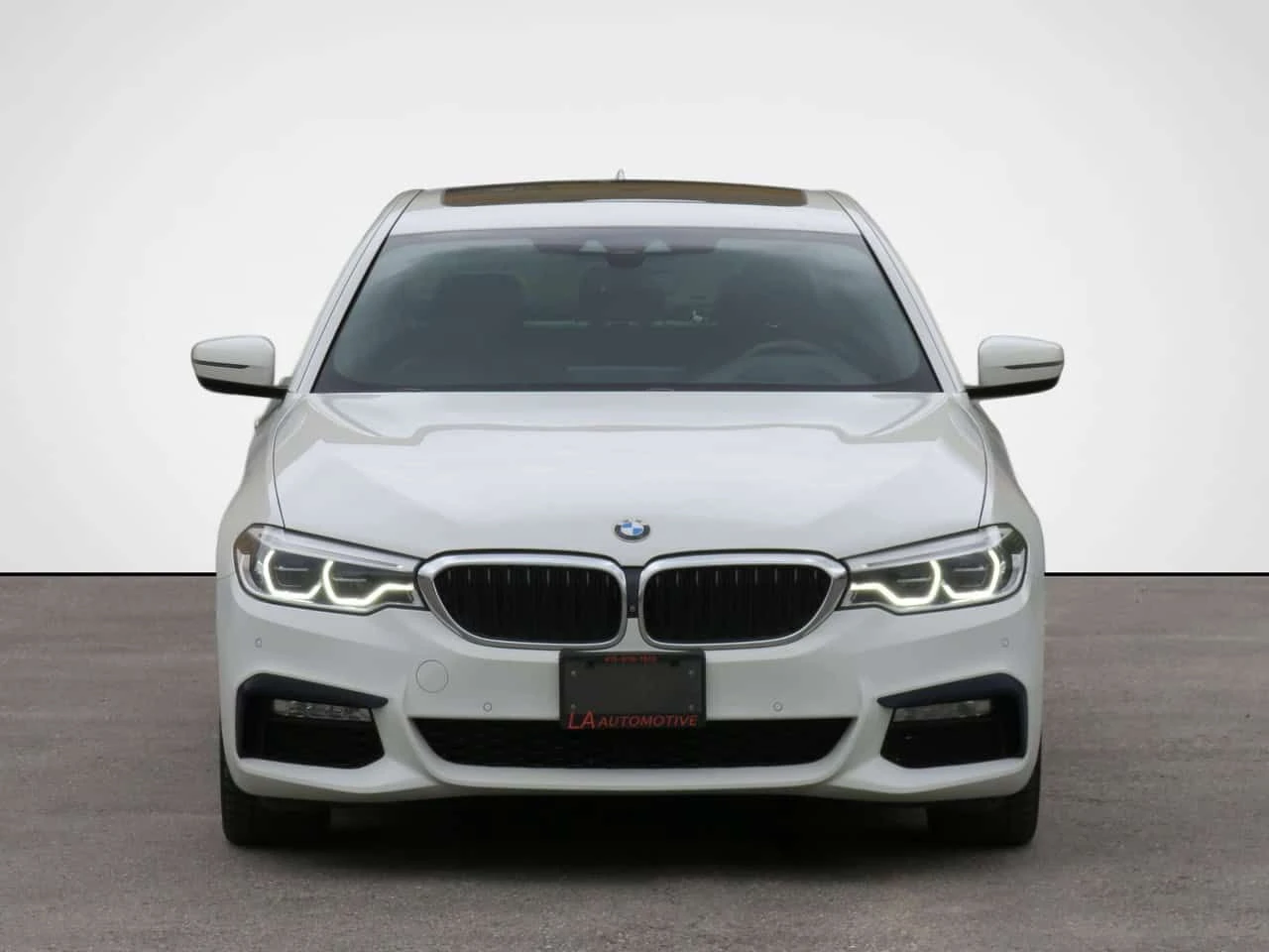BMW 530 * 530i xDrive M Sport w/ CarPlay 360* Cam HUD Full | Auto.bg — изображение 1 BMW 530 * 530i xDrive M Sport w/ CarPlay 360* Cam HUD Full | Auto.bg — изображение 1