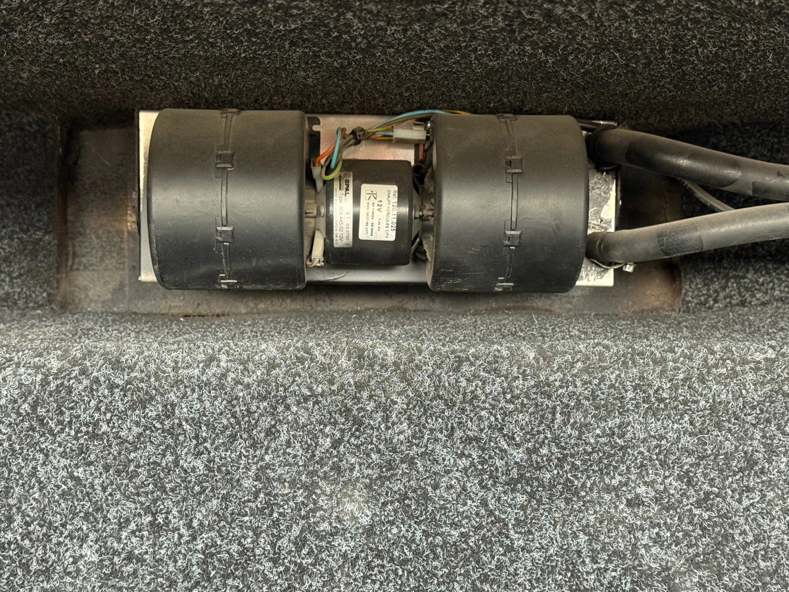 VW Crafter 23 места, печка, Клима!!! - изображение 7 | Auto.bg VW Crafter 23 места, печка, Клима!!! - изображение 7