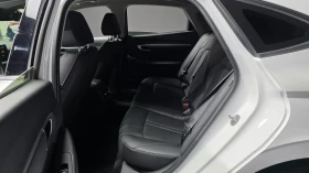 Hyundai Sonata 2.0 Premium - 20900 € / 40876.85 лв. - 15556566 8 | Car24.bg Hyundai Sonata 2.0 Premium - 20900 € / 40876.85 лв. - 15556566 8