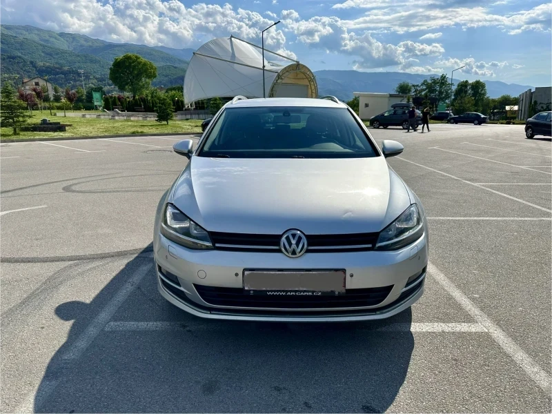 VW Golf 2.0TDI Bi-Xenon Масаж Нави - изображение 2 | Auto.bg VW Golf 2.0TDI Bi-Xenon Масаж Нави - изображение 2