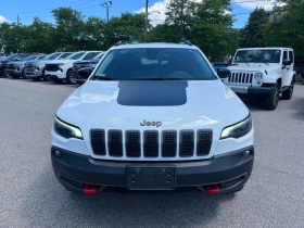 Jeep Cherokee * Trailhawk Elite * CARFAX * ОПЦИЯ ЗА ФИНАНСИРАНЕ | Auto.bg — изображение 6 Jeep Cherokee * Trailhawk Elite * CARFAX * ОПЦИЯ ЗА ФИНАНСИРАНЕ | Auto.bg — изображение 6