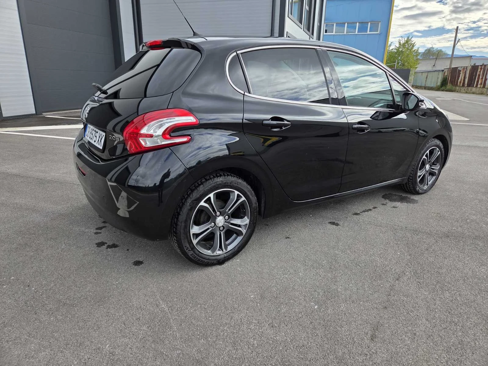 Peugeot 208 1.4HDI ALLURE - изображение 3 | Auto.bg Peugeot 208 1.4HDI ALLURE - изображение 3