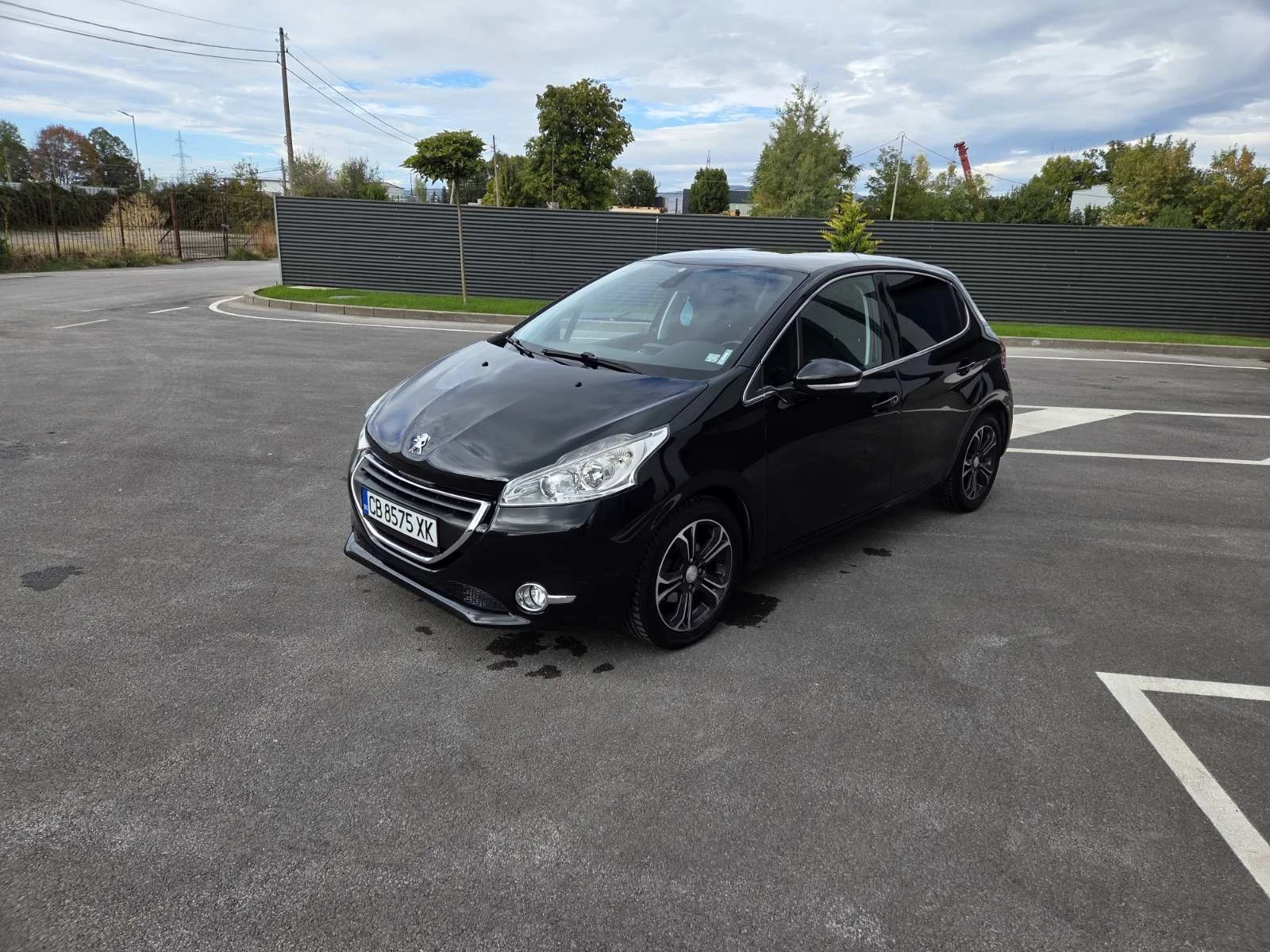 Peugeot 208 1.4HDI ALLURE - изображение 2 | Auto.bg Peugeot 208 1.4HDI ALLURE - изображение 2