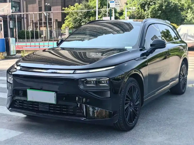 Xpeng G9 LONG RANGE MAX | 800V | 5C БАТЕРИЯ - 34800 € - 34025444 1 | Car24.bg Xpeng G9 LONG RANGE MAX | 800V | 5C БАТЕРИЯ - 34800 € - 34025444 1