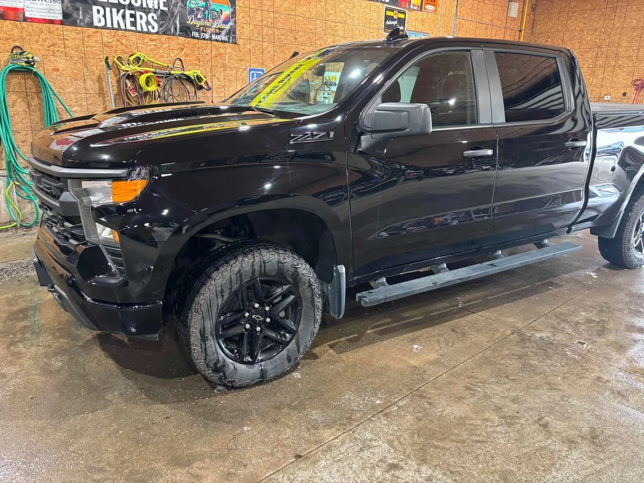 Chevrolet Silverado * Custom Trail Boss * CARFAX * ЦЕНА ДО БГ | Auto.bg — изображение 1 Chevrolet Silverado * Custom Trail Boss * CARFAX * ЦЕНА ДО БГ | Auto.bg — изображение 1