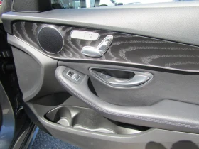 Mercedes-Benz C 300 4MATIC| SUNROOF| KEYLESS| HEATED SEATS| CARFAX | Auto.bg — изображение 12 Mercedes-Benz C 300 4MATIC| SUNROOF| KEYLESS| HEATED SEATS| CARFAX | Auto.bg — изображение 12