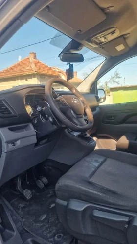 Toyota Proace Дубъл кабина | Auto.bg — изображение 8 Toyota Proace Дубъл кабина | Auto.bg — изображение 8