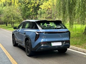 HongQi H9 Tian Gong 08 2025 730 Max RWD | Auto.bg — изображение 4 HongQi H9 Tian Gong 08 2025 730 Max RWD | Auto.bg — изображение 4