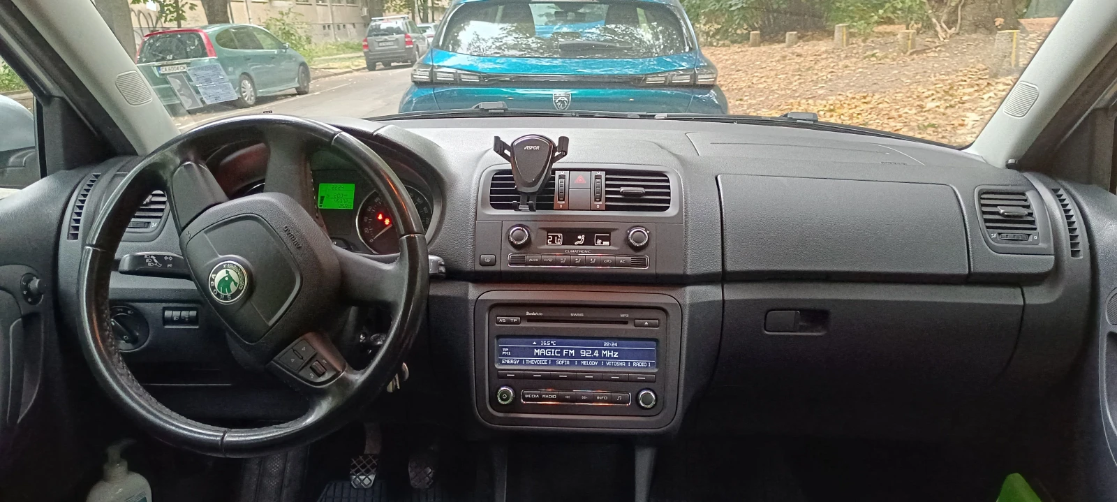 Skoda Fabia 1.2 TSI 45 000км! - изображение 10 | Auto.bg Skoda Fabia 1.2 TSI 45 000км! - изображение 10