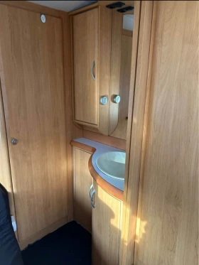 Каравана Hobby Excellent easy | Auto.bg — изображение 9 Каравана Hobby Excellent easy | Auto.bg — изображение 9