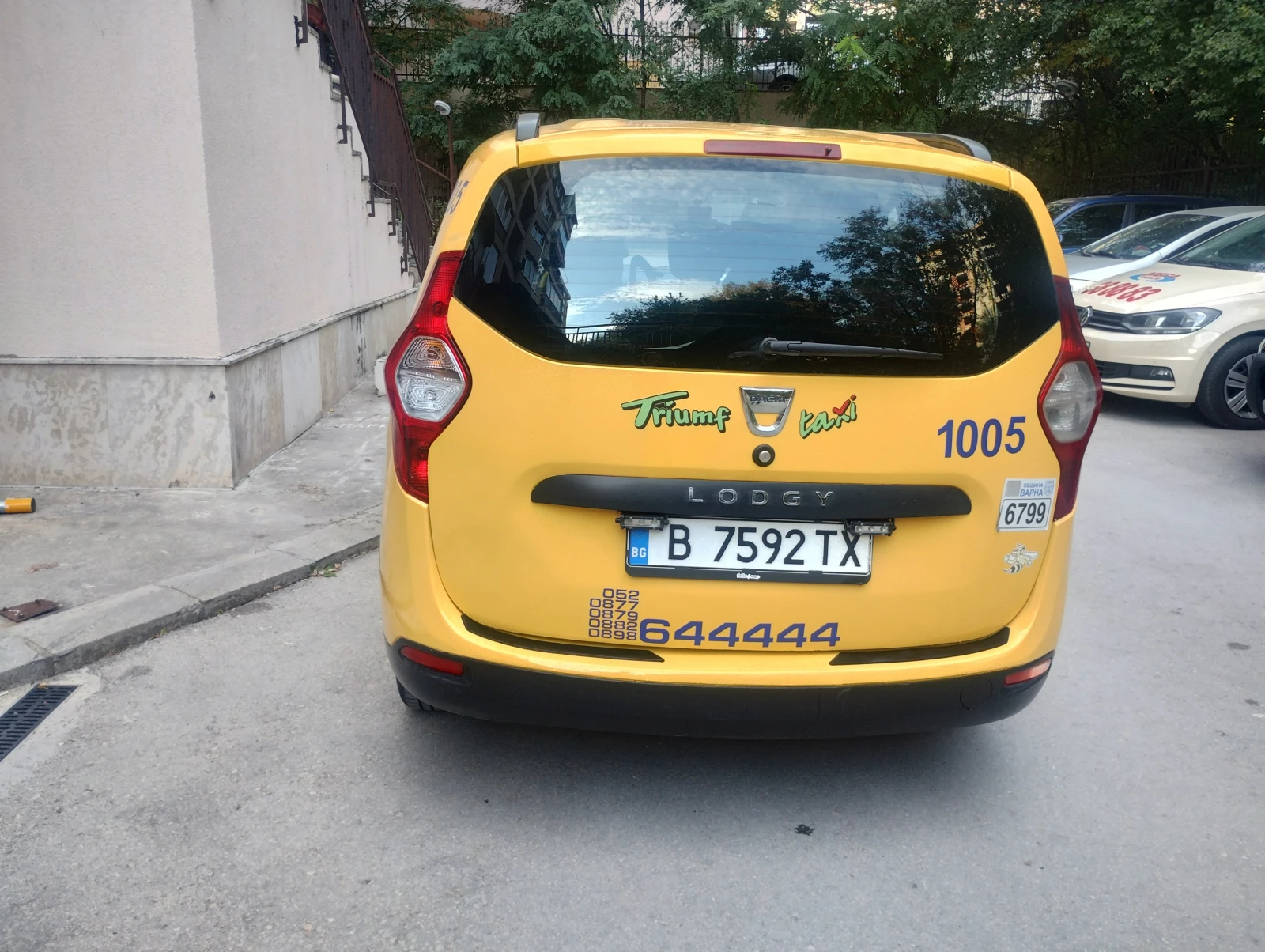 Dacia Lodgy  - изображение 5 | Auto.bg Dacia Lodgy  - изображение 5