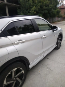 Mitsubishi Eclipse Cross 2.4 PHEV - 29500 € - 28560232 4 | Car24.bg Mitsubishi Eclipse Cross 2.4 PHEV - 29500 € - 28560232 4