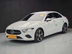 Mercedes-Benz A 220 Sedan