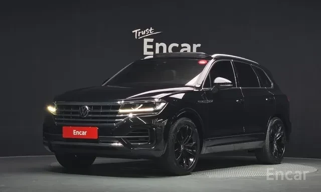 VW Touareg 3.0TDI * R LINE * ОБДУХВАНЕ * HEAD UP * ПАНОРАМА * | Auto.bg — изображение 1 VW Touareg 3.0TDI * R LINE * ОБДУХВАНЕ * HEAD UP * ПАНОРАМА * | Auto.bg — изображение 1