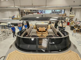 Моторна яхта Alfamarine AlfaStreet 28 Cabin ELECTRIC | Auto.bg — изображение 11 Моторна яхта Alfamarine AlfaStreet 28 Cabin ELECTRIC | Auto.bg — изображение 11