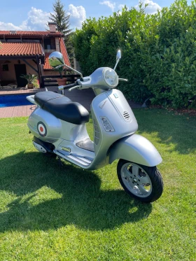 Vespa GTS 200GT | Auto.bg — изображение 2 Vespa GTS 200GT | Auto.bg — изображение 2