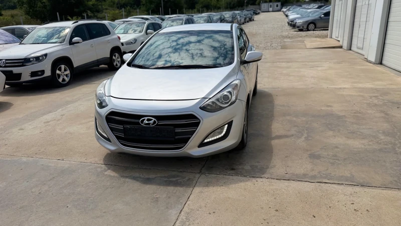 Hyundai I30 1.6crdi * Navi* * Nova* UNIKAT* - 7800 € / 15255.47 лв. - 78731122 1 | Car24.bg Hyundai I30 1.6crdi * Navi* * Nova* UNIKAT* - 7800 € / 15255.47 лв. - 78731122 1
