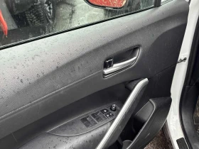 Toyota Corolla Cross XLE | CARFAX | БЕЗ ИНЦИДЕНТИ | Auto.bg — изображение 11 Toyota Corolla Cross XLE | CARFAX | БЕЗ ИНЦИДЕНТИ | Auto.bg — изображение 11