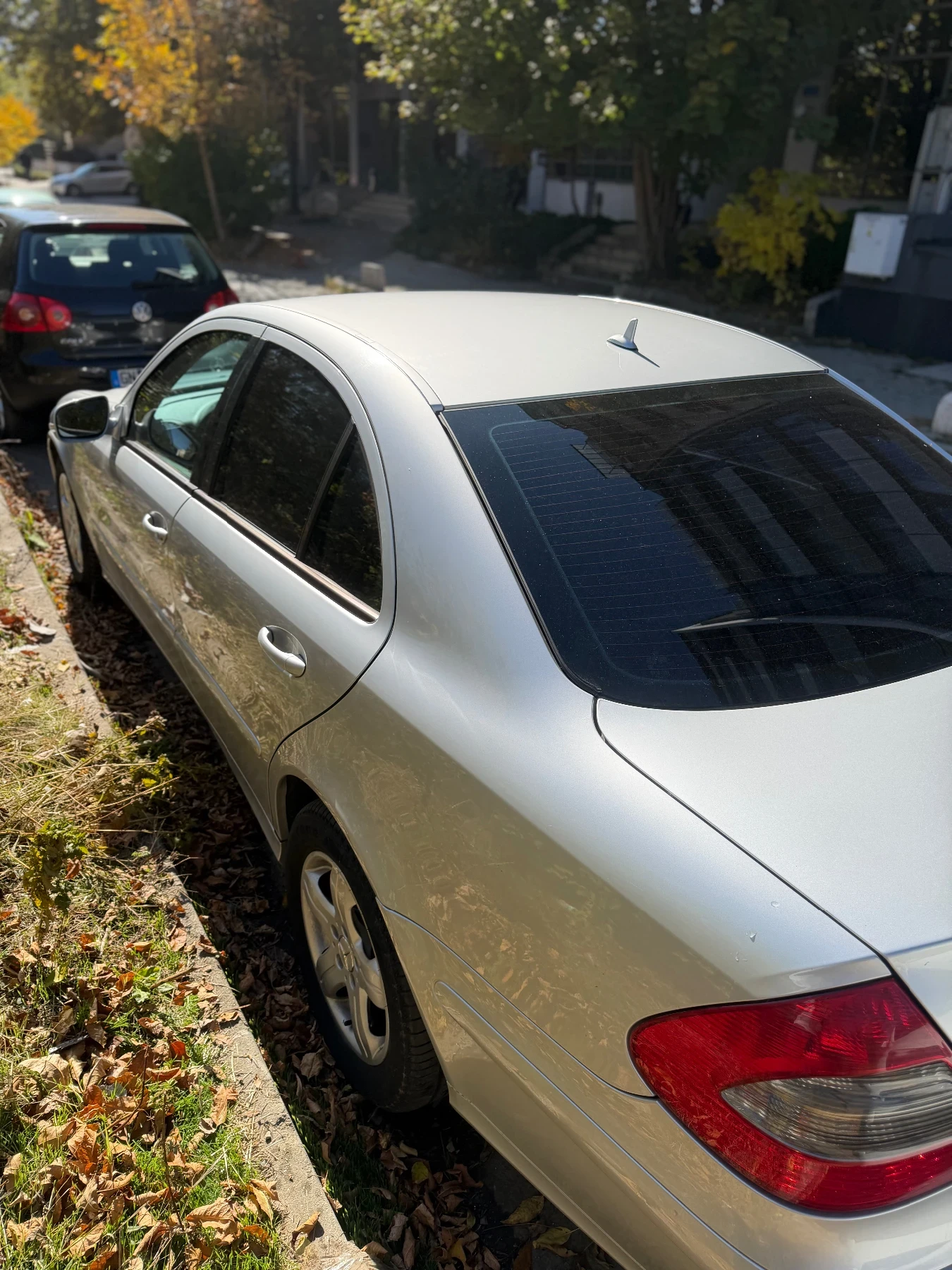 Mercedes-Benz E 200 E200 NGT Metan - изображение 9 | Auto.bg Mercedes-Benz E 200 E200 NGT Metan - изображение 9