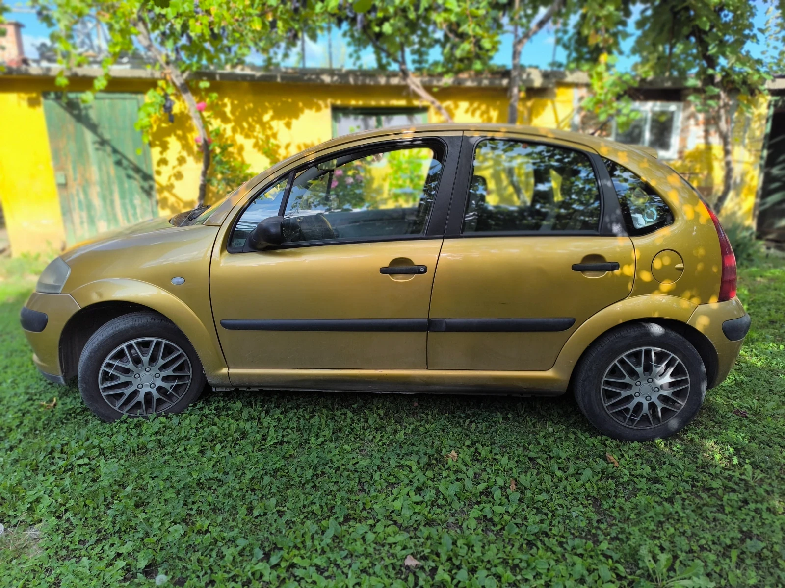 Citroen C3 undefined | Auto.bg — изображение 1 Citroen C3 undefined | Auto.bg — изображение 1