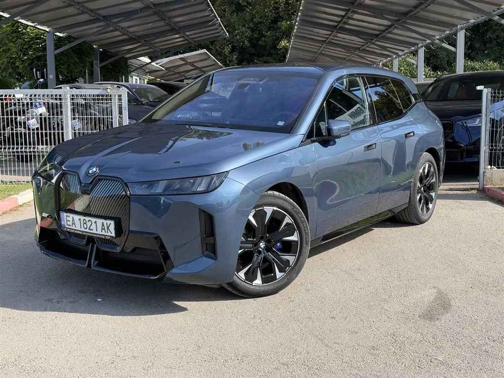 BMW iX xDrive45 | Auto.bg — изображение 1 BMW iX xDrive45 | Auto.bg — изображение 1