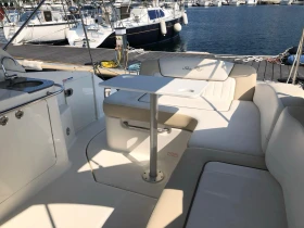 Моторна яхта Sea Ray Sundancer 280 | Auto.bg — изображение 5 Моторна яхта Sea Ray Sundancer 280 | Auto.bg — изображение 5