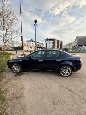 Alfa Romeo 159 Alfa Romeo 159 angel eyes 2006 бензин ръчка - 4500 € / 8801.24 лв. - 39357577 13 | Car24.bg Alfa Romeo 159 Alfa Romeo 159 angel eyes 2006 бензин ръчка - 4500 € / 8801.24 лв. - 39357577 13