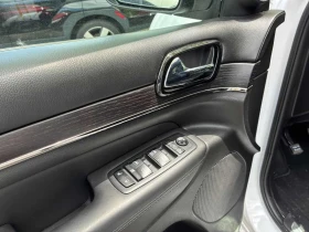 Jeep Grand cherokee * High Altitude * CARFAX * БЕЗ ПЪРВОНАЧАЛНА ВНОСКА | Auto.bg — изображение 10 Jeep Grand cherokee * High Altitude * CARFAX * БЕЗ ПЪРВОНАЧАЛНА ВНОСКА | Auto.bg — изображение 10