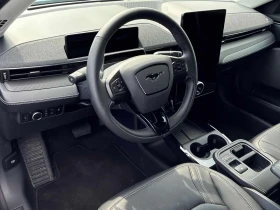 Ford Mustang Mach-E Premium / 360 / DISTRONIC / АВТОКРЕДИТ - 35900 € / 70214.30 лв. - 53156229 5 | Car24.bg Ford Mustang Mach-E Premium / 360 / DISTRONIC / АВТОКРЕДИТ - 35900 € / 70214.30 лв. - 53156229 5