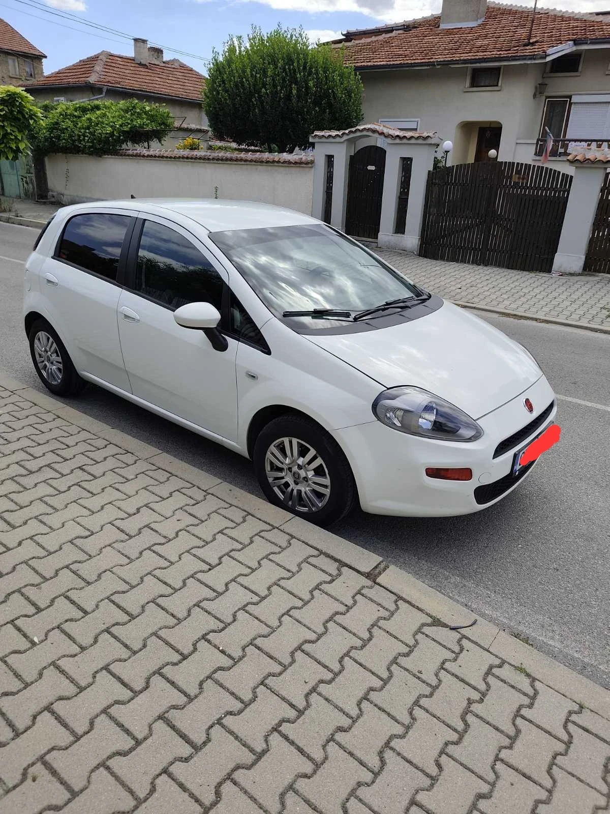 Fiat Punto undefined | Auto.bg — изображение 1 Fiat Punto undefined | Auto.bg — изображение 1