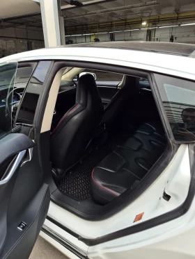 Tesla Model S - 15600 € / 30510.95 лв. - 38899760 11 | Car24.bg Tesla Model S - 15600 € / 30510.95 лв. - 38899760 11