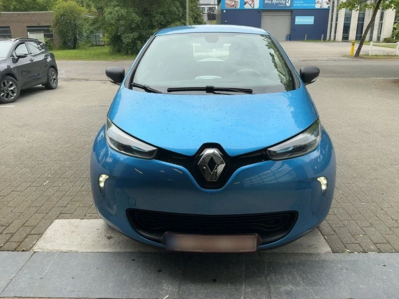 Renault Zoe ZE40 Life 44kWh голямата батерия - 9500 € / 18580.38 лв. - 29490418 1 | Car24.bg Renault Zoe ZE40 Life 44kWh голямата батерия - 9500 € / 18580.38 лв. - 29490418 1