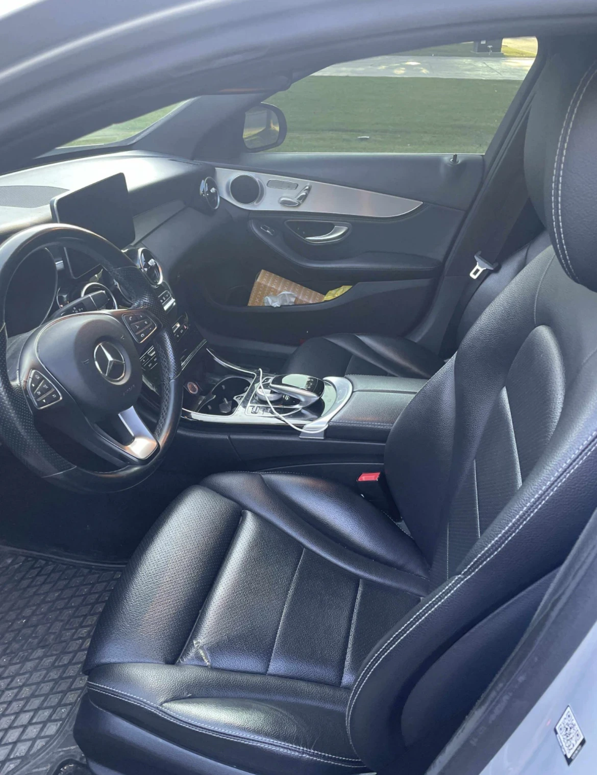 Mercedes-Benz C 300 4MATIC * * CARFAX * * АВТО КРЕДИТ * *  - изображение 5 | Auto.bg Mercedes-Benz C 300 4MATIC * * CARFAX * * АВТО КРЕДИТ * *  - изображение 5