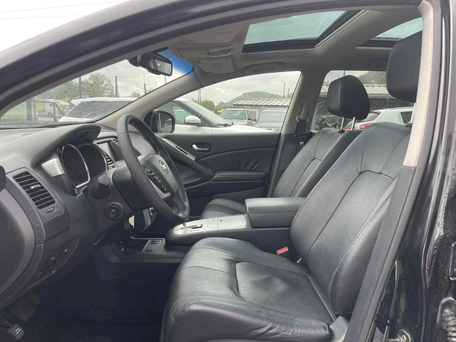 Nissan Murano 2.5DCI-4x4-АВТОМАТ-НАВИ-КОЖА-ПОДГРЕВИ-КАМЕРА - изображение 10 | Auto.bg Nissan Murano 2.5DCI-4x4-АВТОМАТ-НАВИ-КОЖА-ПОДГРЕВИ-КАМЕРА - изображение 10