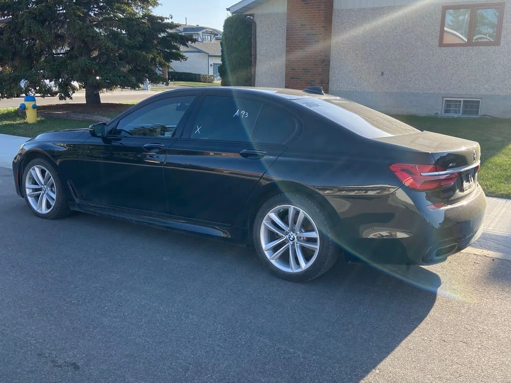 BMW 750 * 750I XDRIVE * CARFAX * БЕЗ ПЪРВОНАЧАЛНА ВНОСКА - изображение 6 | Auto.bg BMW 750 * 750I XDRIVE * CARFAX * БЕЗ ПЪРВОНАЧАЛНА ВНОСКА - изображение 6