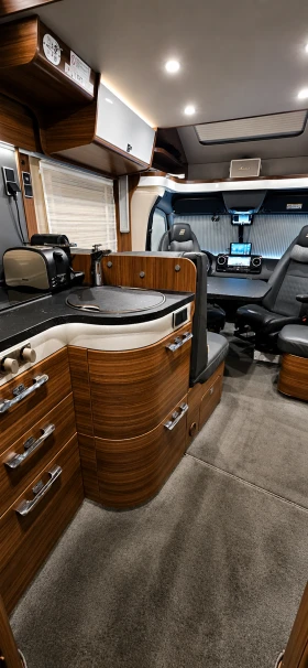 Кемпер HYMER / ERIBA BMC T 680 | Auto.bg — изображение 17 Кемпер HYMER / ERIBA BMC T 680 | Auto.bg — изображение 17