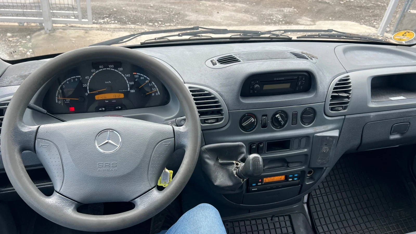 Mercedes-Benz Sprinter 313 /2006 МАКСИ Клима 7 места  - изображение 6 | Auto.bg Mercedes-Benz Sprinter 313 /2006 МАКСИ Клима 7 места  - изображение 6