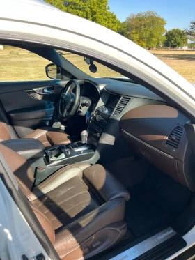 Infiniti Fx 30 100% Реални Километри - 9700 € - 11768750 9 | Car24.bg Infiniti Fx 30 100% Реални Километри - 9700 € - 11768750 9
