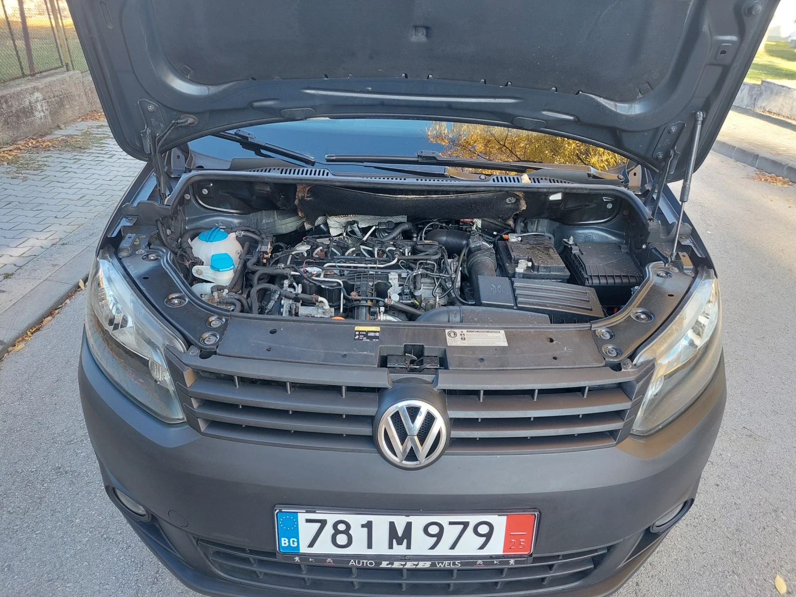 VW Caddy 1.6TDI 102ps - изображение 9 | Auto.bg VW Caddy 1.6TDI 102ps - изображение 9