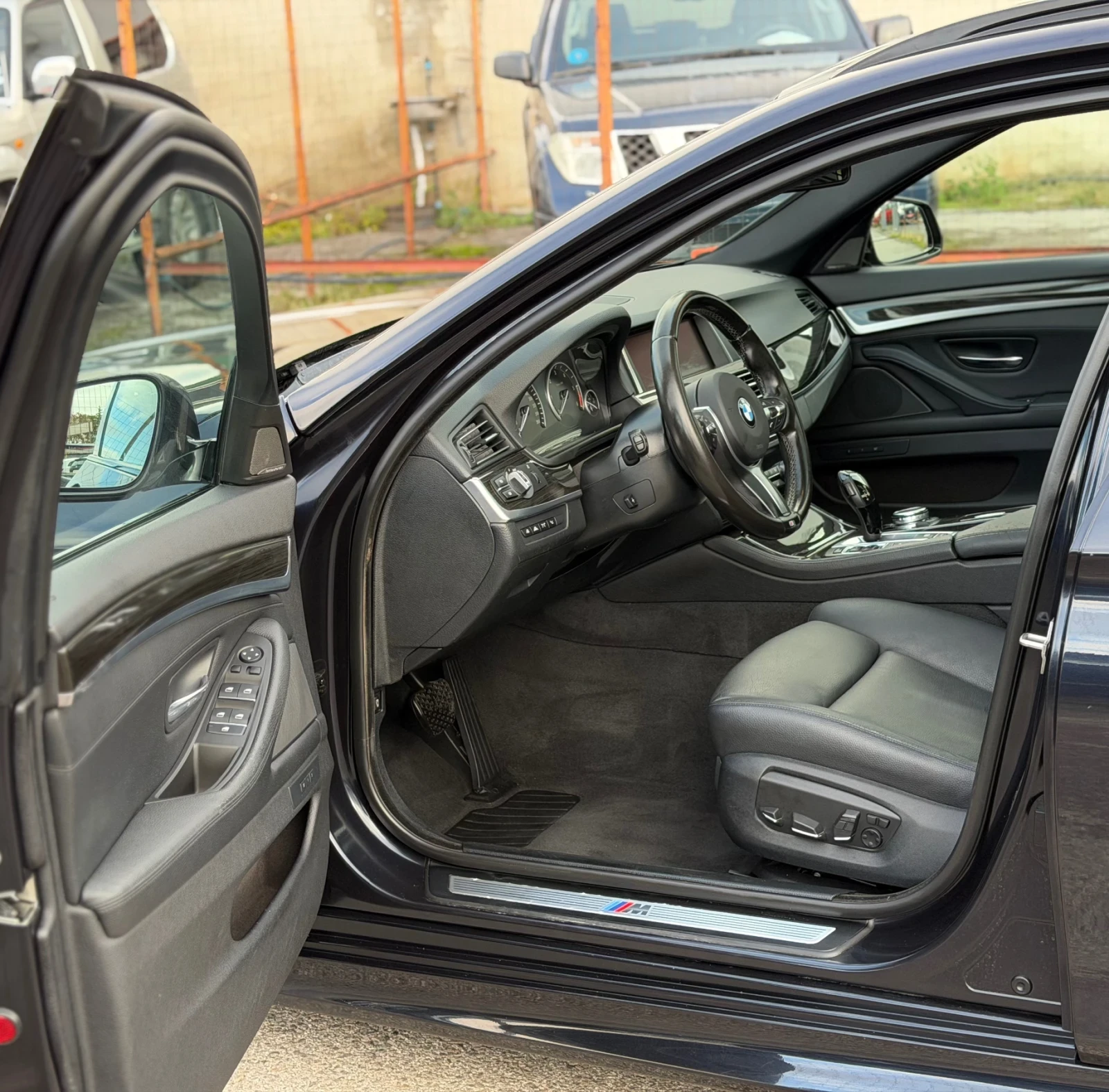 BMW 530 X-Drive M- Paket Face Panorama Keyless go Head up - изображение 6 | Auto.bg BMW 530 X-Drive M- Paket Face Panorama Keyless go Head up - изображение 6