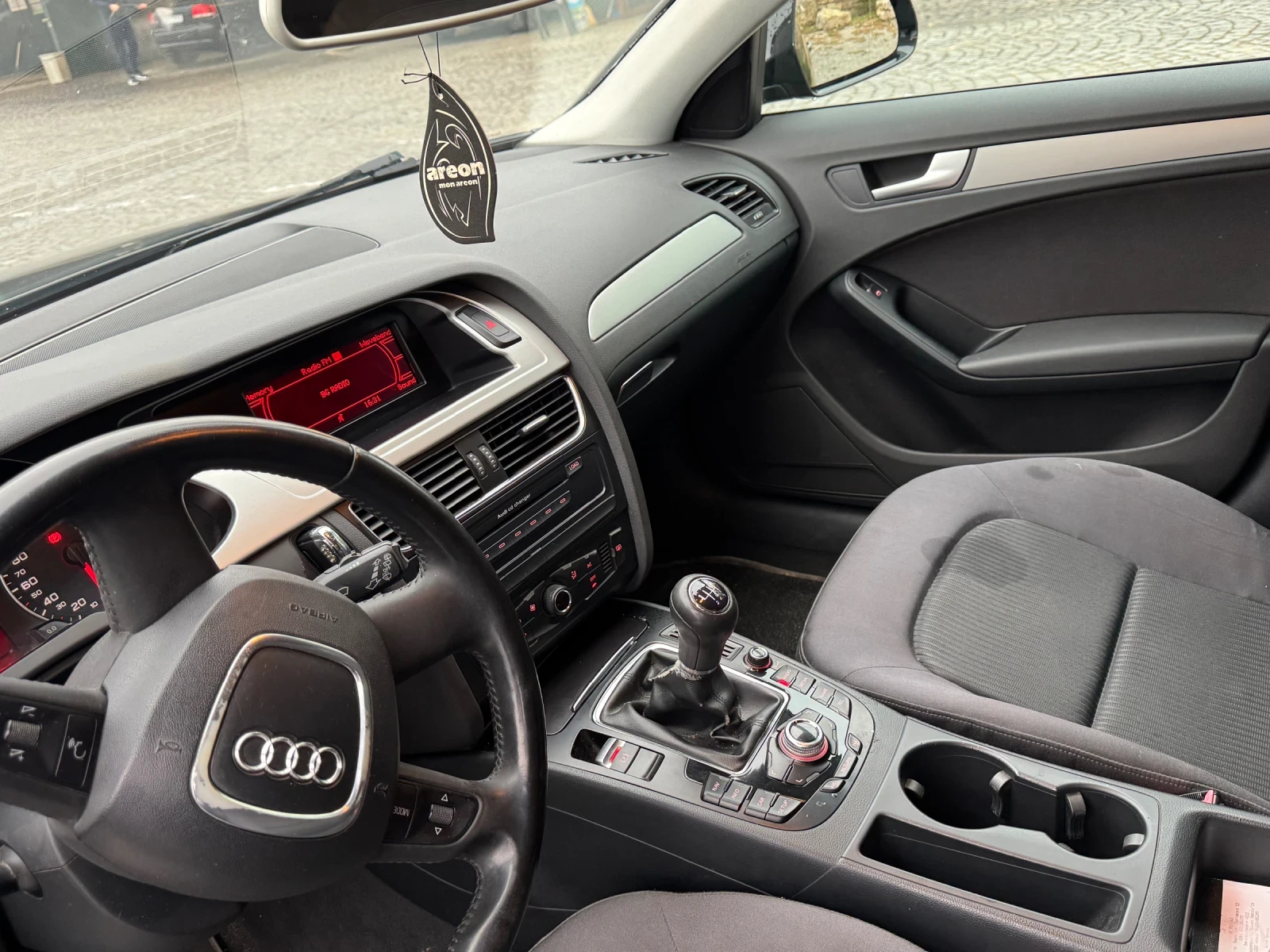 Audi A4 2.0 TDI - изображение 5 | Auto.bg Audi A4 2.0 TDI - изображение 5