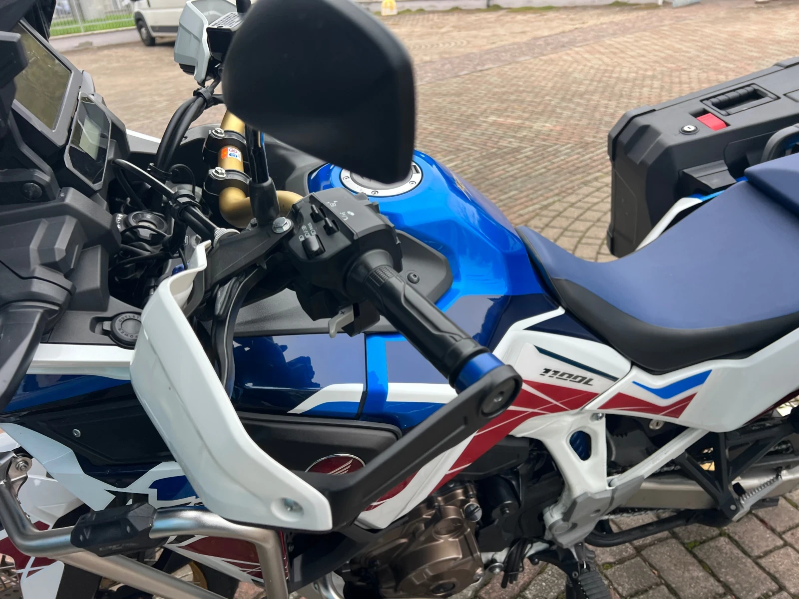 Honda Crf Africa Twin Adventur Sport 1100 DCT - ОЧАКВАН ВНОС - изображение 3 | Auto.bg Honda Crf Africa Twin Adventur Sport 1100 DCT - ОЧАКВАН ВНОС - изображение 3