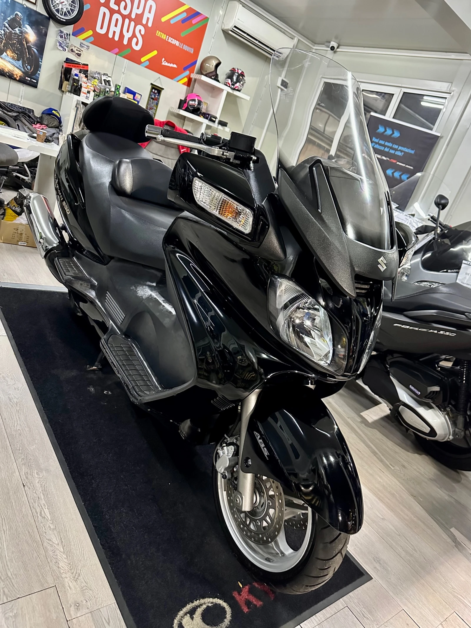 Suzuki Burgman Executive ABS 2009г. - изображение 9 | Auto.bg Suzuki Burgman Executive ABS 2009г. - изображение 9