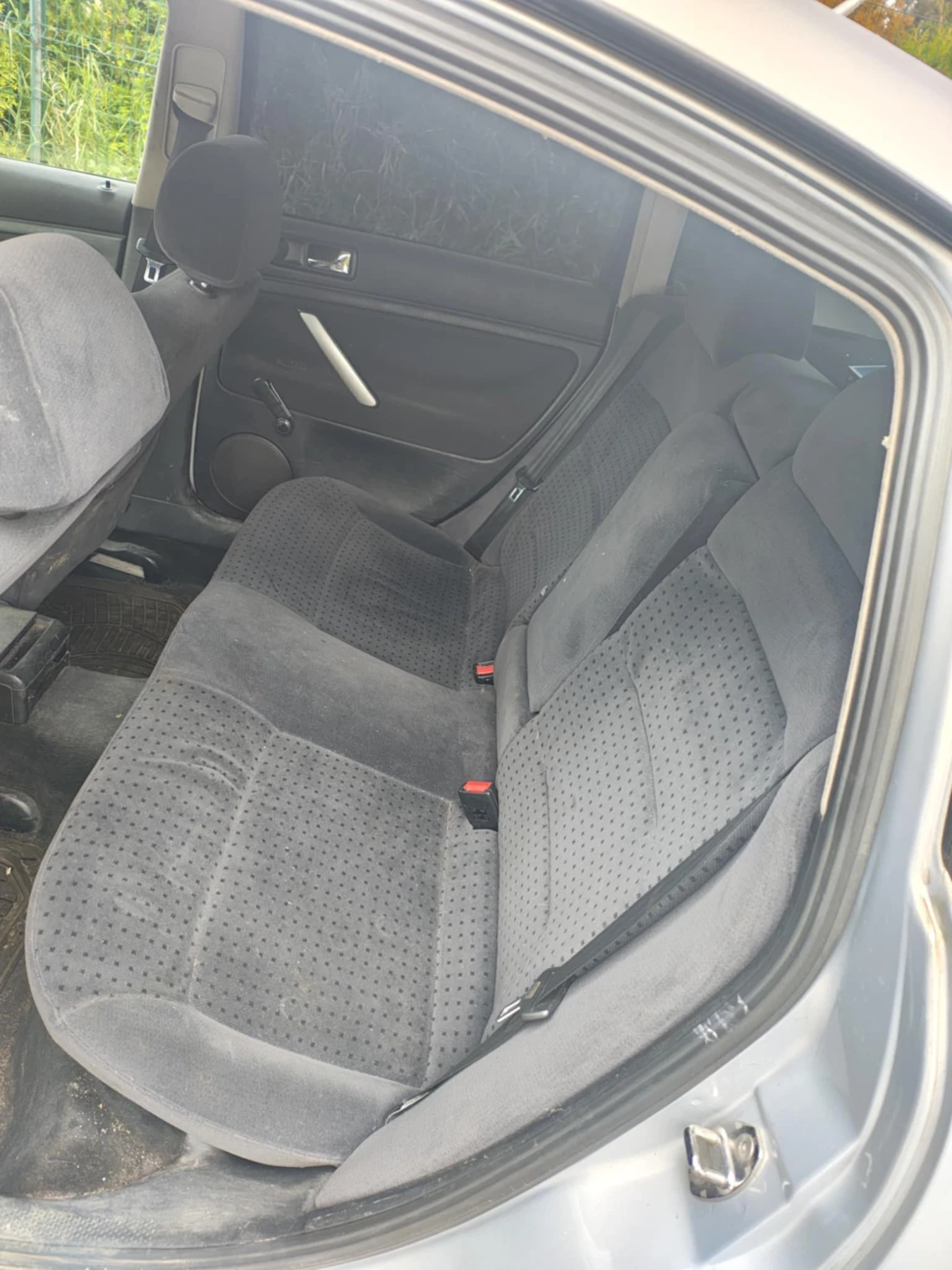 VW Passat 1.6 - изображение 7 | Auto.bg VW Passat 1.6 - изображение 7