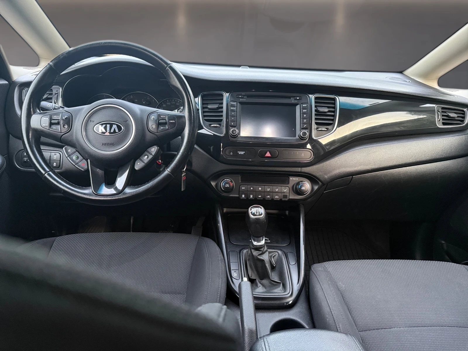 Kia Carens 1.7 CRDI Active - изображение 8 | Auto.bg Kia Carens 1.7 CRDI Active - изображение 8